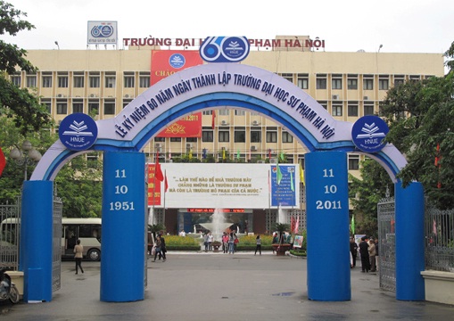 “Sắc màu tháng mười” trong mắt thầy và trò trường Nguyễn Tất Thành
